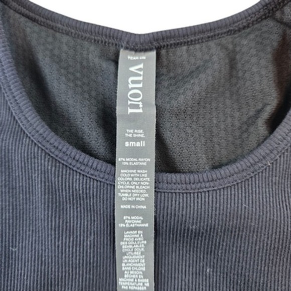 Vuori Tank Top Womens Small Black Ribbed Stretch Workout Athletic Shirt Gym - Picture 2 of 6